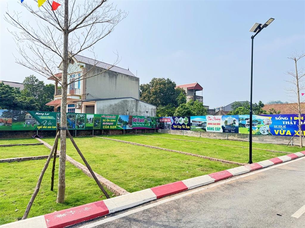 Các anh chị nhân viên văn phòng , muốn mua đất gần khu công nghiệp, gần trường học thì k nên bỏ qua