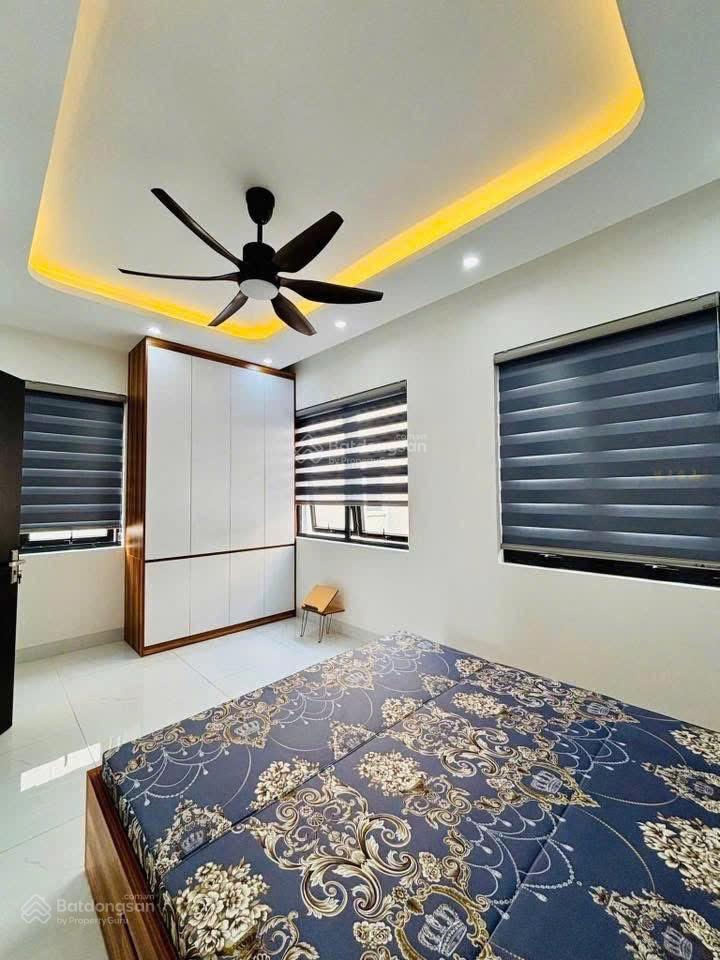 Cho thuê lk xẻ khe cọ xanh 5 tầng 6pn full 18tr/tháng bao phí