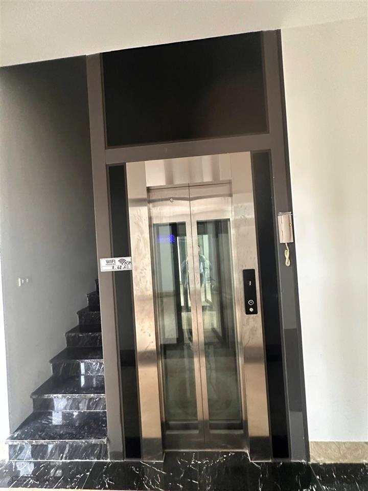 Cho thuê mbkd góc đối diện techcombank