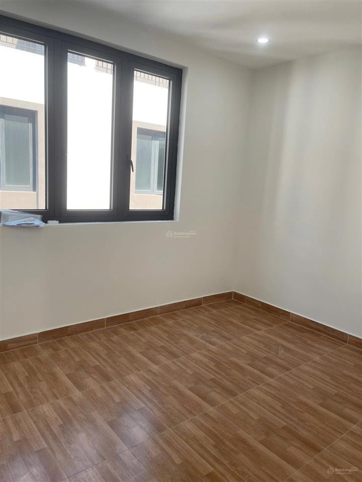 Cho thuê liền kề xẻ khe vin3 ht5t ưu tiên gia đình
