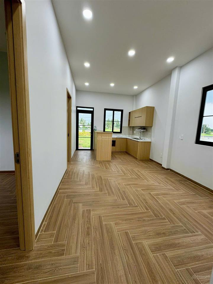 Bán gấp nr tại xã lạc tấn, 2,7 tỷ, 935m2, 3pn, 2wc, mặt tiền 12m
