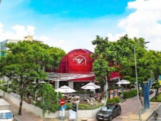 Tìm kiếm biệt thự sân vườn góc 2 mặt tiền, ngay trung tâm quận 3 ở đâu xa