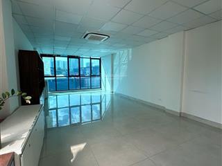 Cho thuê văn phòng diện tích 304590m2, tại 210a võ chí công và 25 nguyễn hoàng tôn.  0825 159 ***