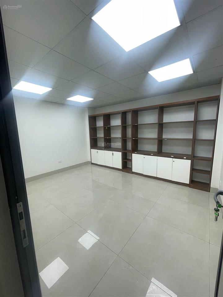 Cho thuê văn phòng 304590m2 giá từ 5tr, tại tây hồ,  0825 159 ***