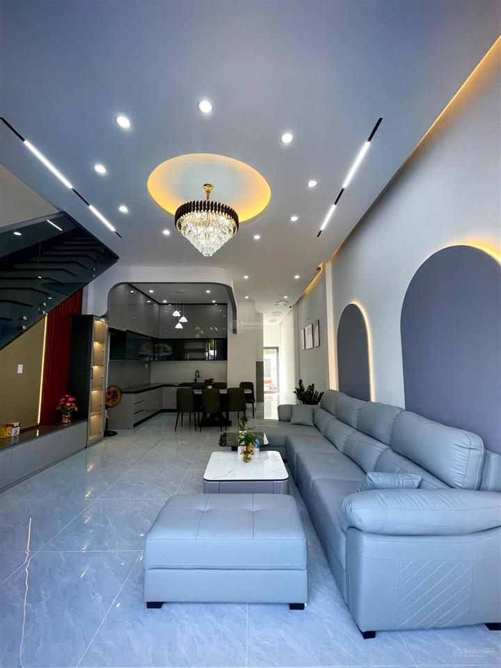 Nhà phố hiện đại full nội thất cao cấp