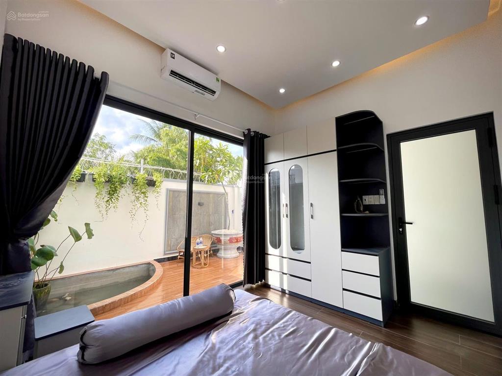 Nhà phố hiện đại full nội thất cao cấp