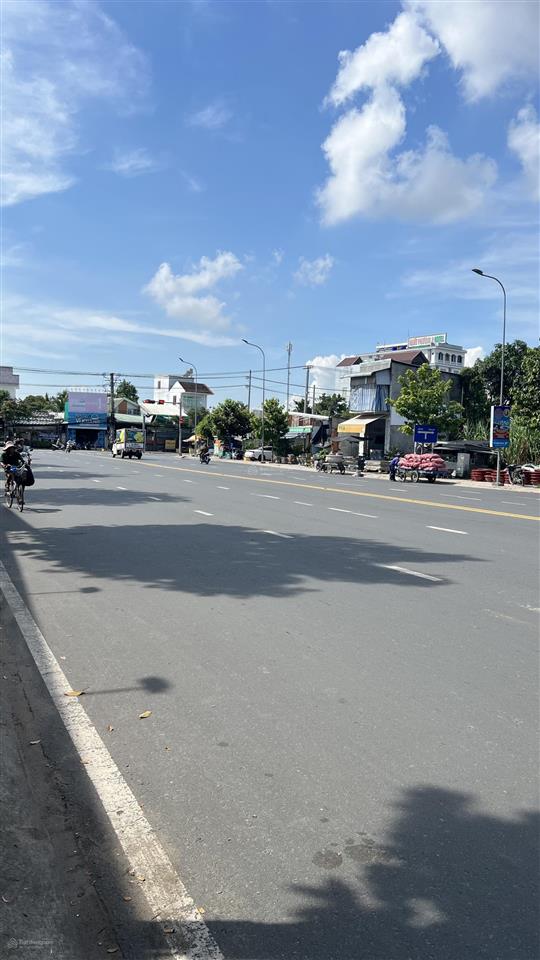 Chính chủ cần cho thuê nhà kho diện tích 260m2 mặt tiền đường nguyễn hoàng