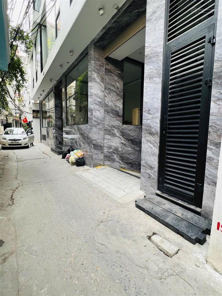 Trích sài view hồ tây, 3 thoáng, ô tô, 50m ra hồ, dt 5 tỷ/năm dt 265m2 9 tầng mt 16m, 36 căn hộ