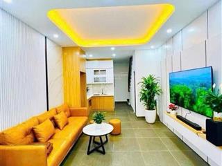 Mới tinh cầu giấy 36m 6 tầng thang máy hoàng quốc việt ngõ rộng hiếm có