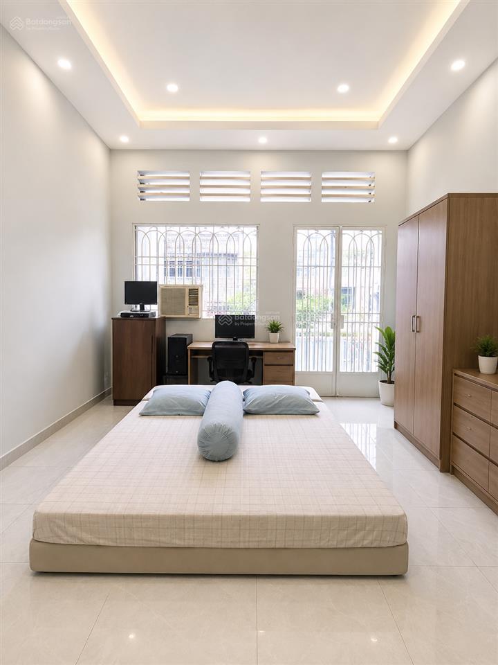 Hiếm!kế bên đh hutechbình thạnhnhà 2 tầng4x17mchỉ 9.x tỉtl.