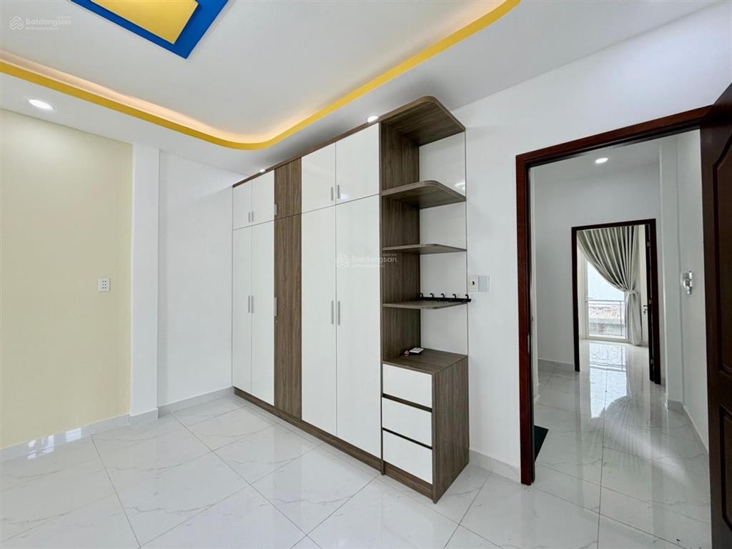 Xô viết nghệ tĩnhbình thạnhhẻm an ninh60m2chỉ 6.x tỉ.