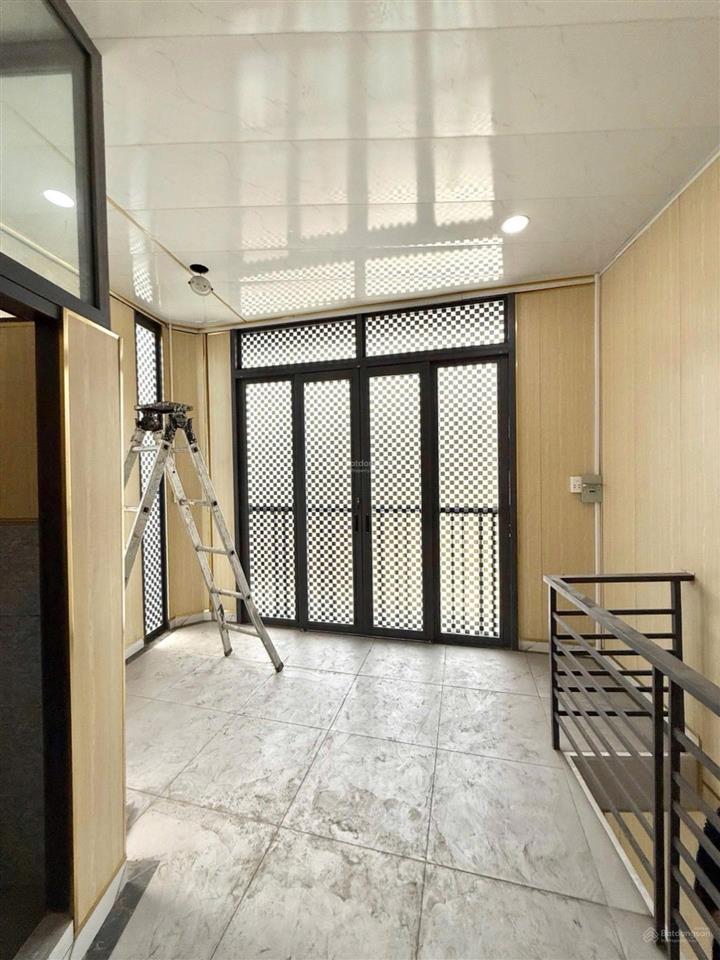 Nhà đẹp 3 tầngphạm văn đồngbình thạnhhẻm an ninhdt 23 m²chỉ 3.x tỉtl.