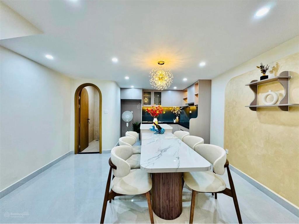 Nhà đẹp 5 tầng  đinh bộ lĩnh  bình thạnh  hẻm xe hơi  40m²  chỉ 7.x tỷ, tl.