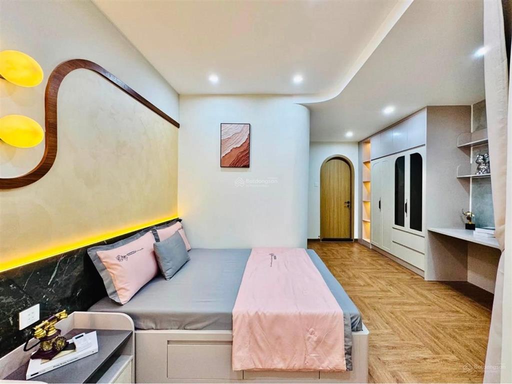 Nhà đẹp 5 tầng  đinh bộ lĩnh  bình thạnh  hẻm xe hơi  40m²  chỉ 7.x tỷ, tl.