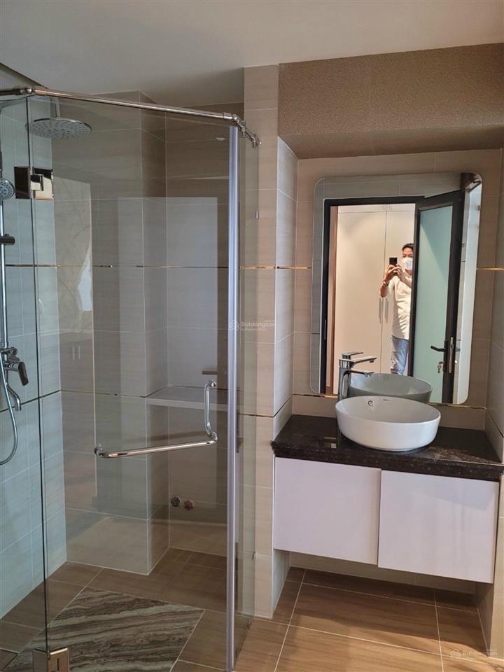 Nguyễn xí  bình thạnh  hẻm xe tải thông  nhà đẹp 4 tầng  dt 64 m2  chỉ 12.x tỉ, tl