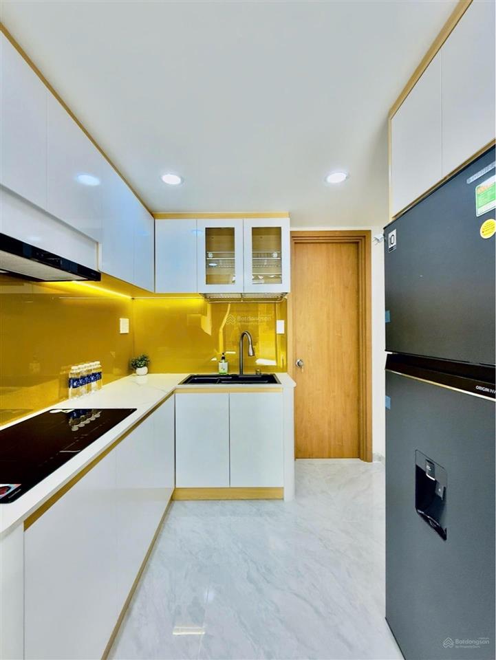 Nhà đẹp 3 tầng  xô viết nghệ tĩnh  bình thạnh  hẻm an ninh  chỉ 3.x t.i, tl.