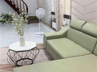 Nguyễn xí  bình thạnh hẻm an ninh  dt 77 m2, ngang lớn 5.2m  chỉ 8.x tỉ, tl