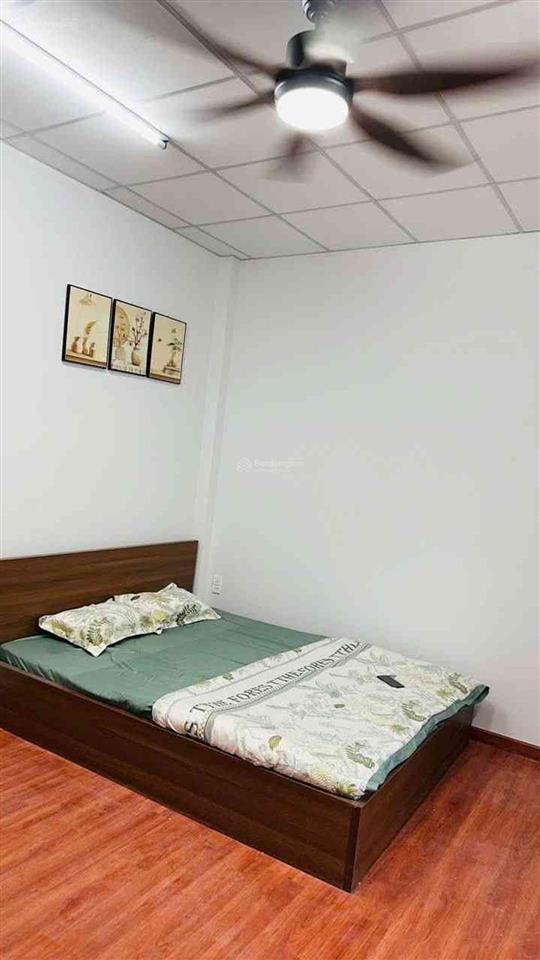 Nguyễn xí  bình thạnh hẻm an ninh  dt 77 m2, ngang lớn 5.2m  chỉ 8.x tỉ, tl