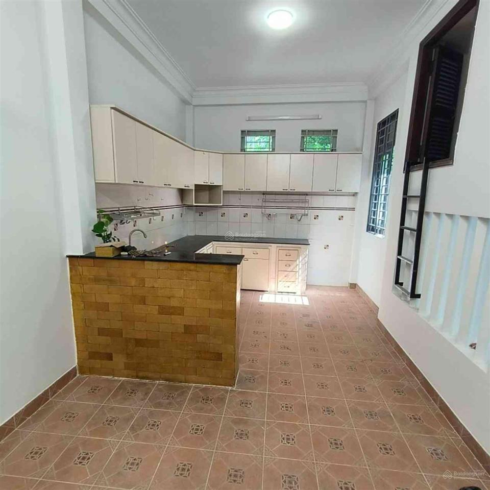 Gần chu văn an, bình thạnh, hẻm 2 xe hơi, dt 46 m2 (ngang lớn 4.5m), chỉ 7.x tỉ, tl.