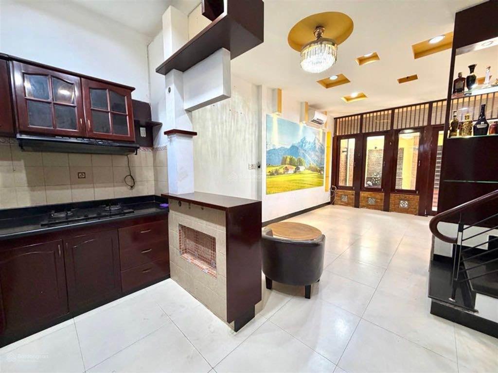 Mặt tiền đường nhựa, gần chu văn an, bình thạnh, nhà đẹp 5 tầng, 68m2, ngang 5.2m, chỉ 12 tỉ. tl.