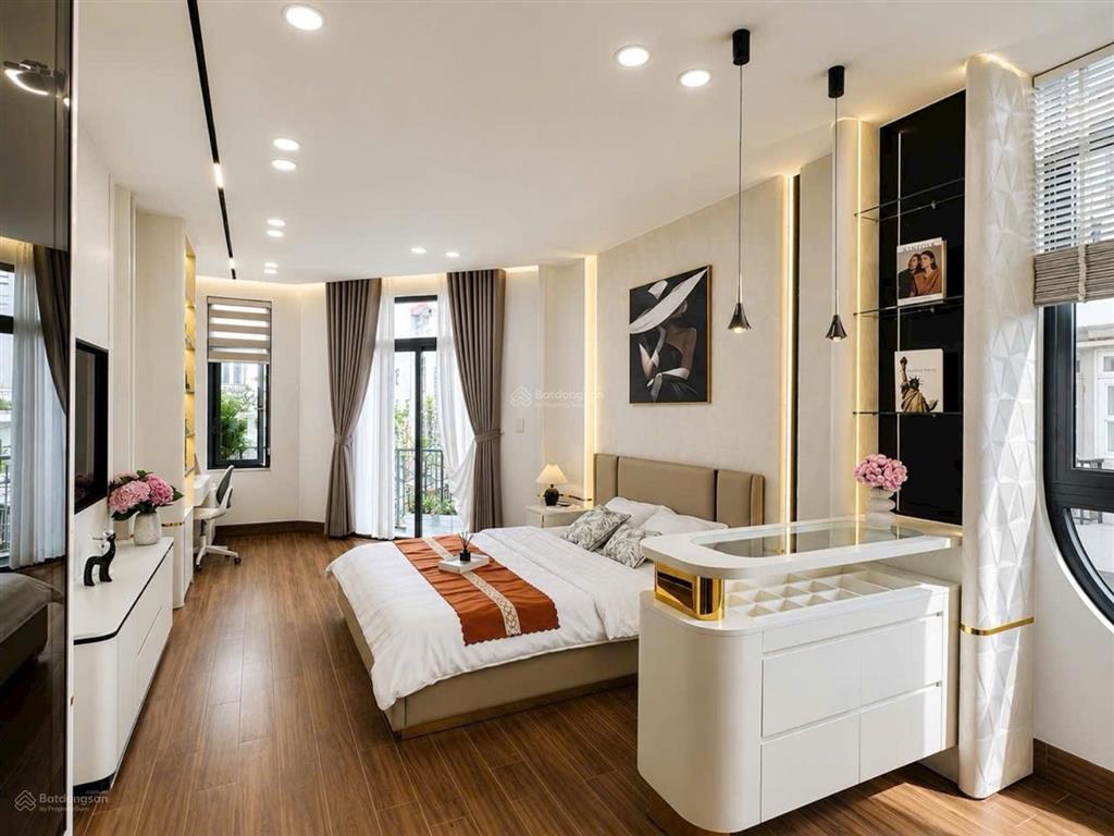 Nhà đẹp 4 tầng, gần lê quang định, bình thạnh, hẻm xe hơi, chỉ 12 tỉ, tl.