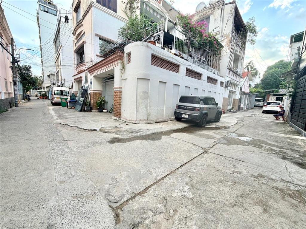 Gần bán đảo thanh đa  bình thạnh  cách 1 căn ra hẻm xe tải  28 m2  chỉ 3.x tỷ, tl
