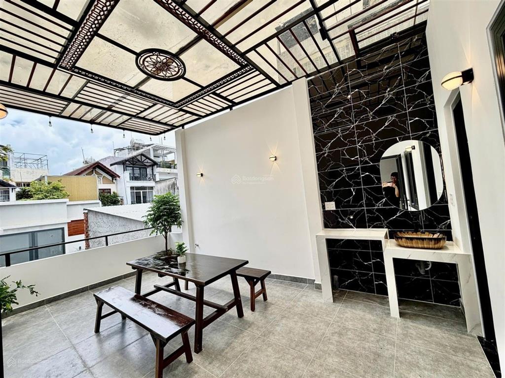 Nhà đẹp kiểu biệt thự  ngang 7.2m  lê quang định  bình thạnh  52 m2  chỉ 7.x tỉ, tl.