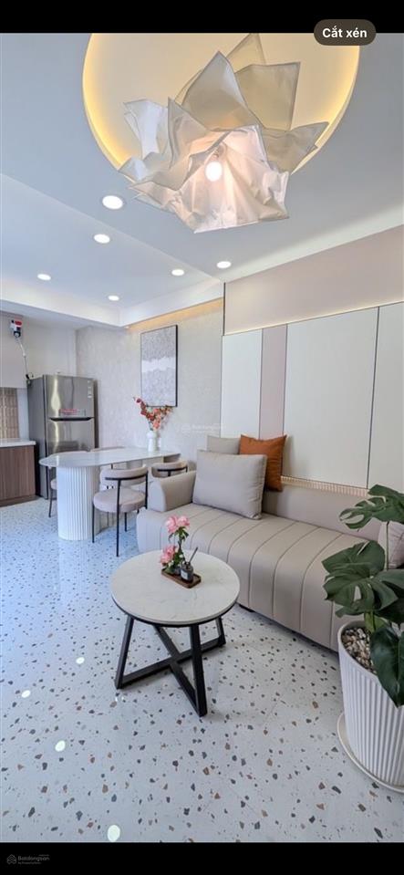 Gần khu làng đại học  bình thạnh  hẻm xe tải  52 m2, ngang 4.4m  chỉ 7,x tỷ, tl