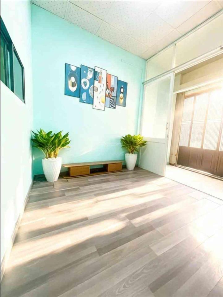 Chu văn an  bình thạnh  nhà có phòng ngủ trệt  43 m2 nở hậu  chỉ 6,x tỉ, tl.
