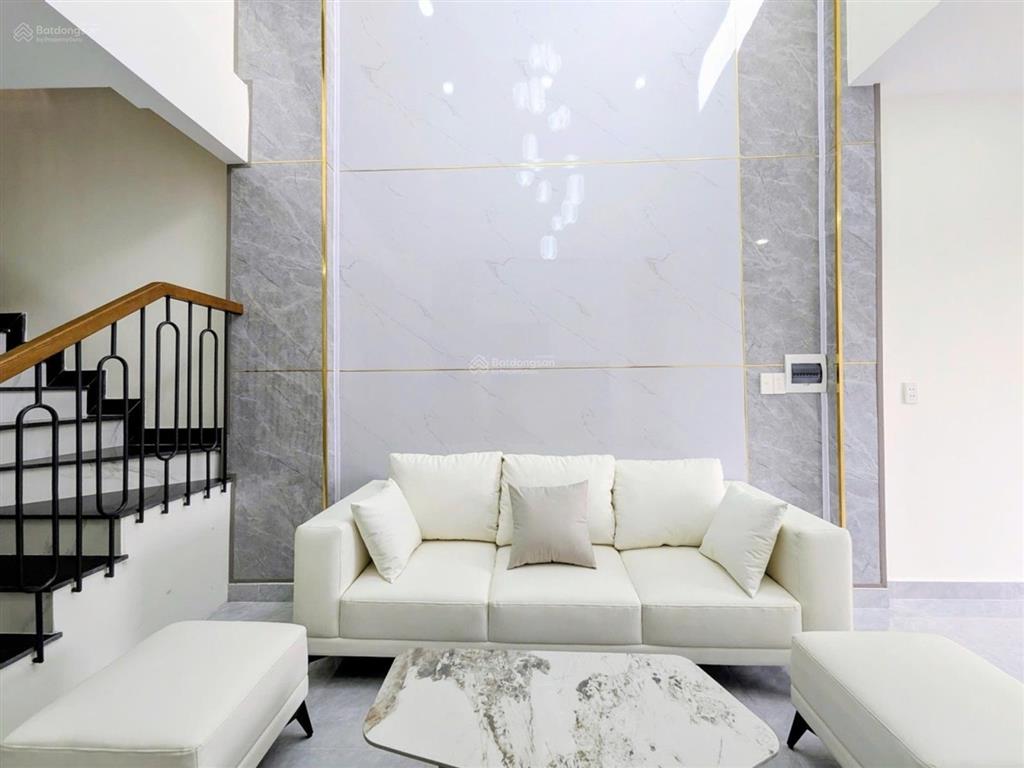 Hơn 9 ticó ngay mặt tiền đường nhựanguyễn xí bình thạnhnhà 3 tầng52m2chủ tặng full nội thất
