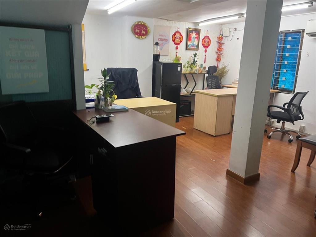 Mặt tiền đường nhựa  gần điện biên phủ  bình thạnh nhà đẹp 4 tầng dt 74m2 chỉ 8.x tỉ thương lượng
