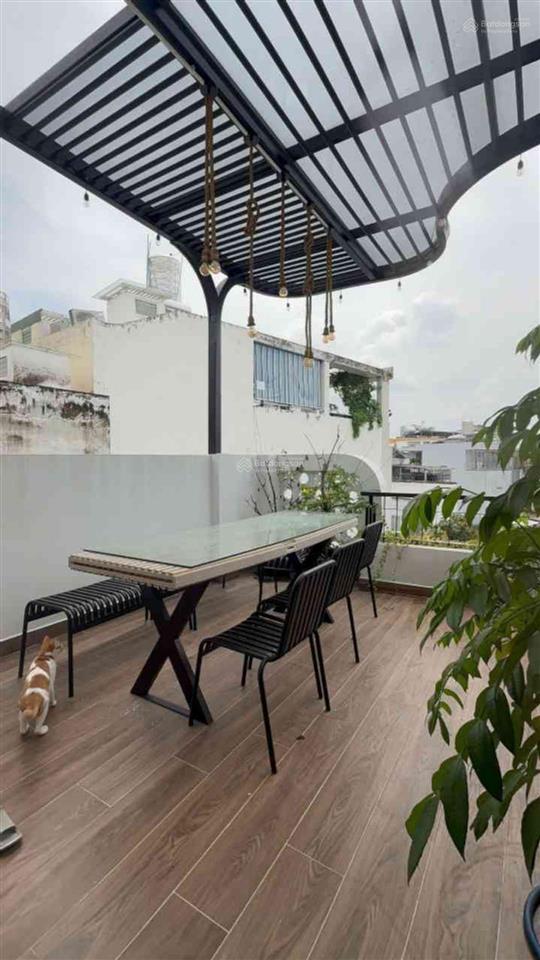 Nhỉnh 8.x tinhà đẹp 4 tầng  thích quảng đức  full nội thất cao cấp  50m2tlchính chủ.