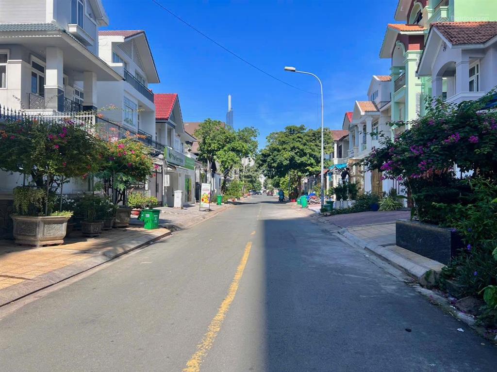 Chính chủ bán gấp biệt thự vip khu an phú, 150m2  mặt tiền lớn kinh doanh cực tốt. gía chỉ 57,9 tỷ