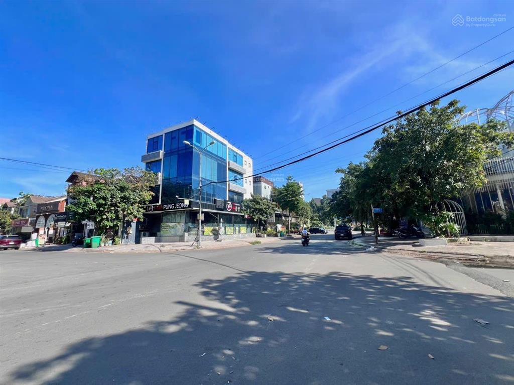 Chính chủ bán gấp biệt thự vip khu an phú, 150m2  mặt tiền lớn kinh doanh cực tốt. gía chỉ 57,9 tỷ