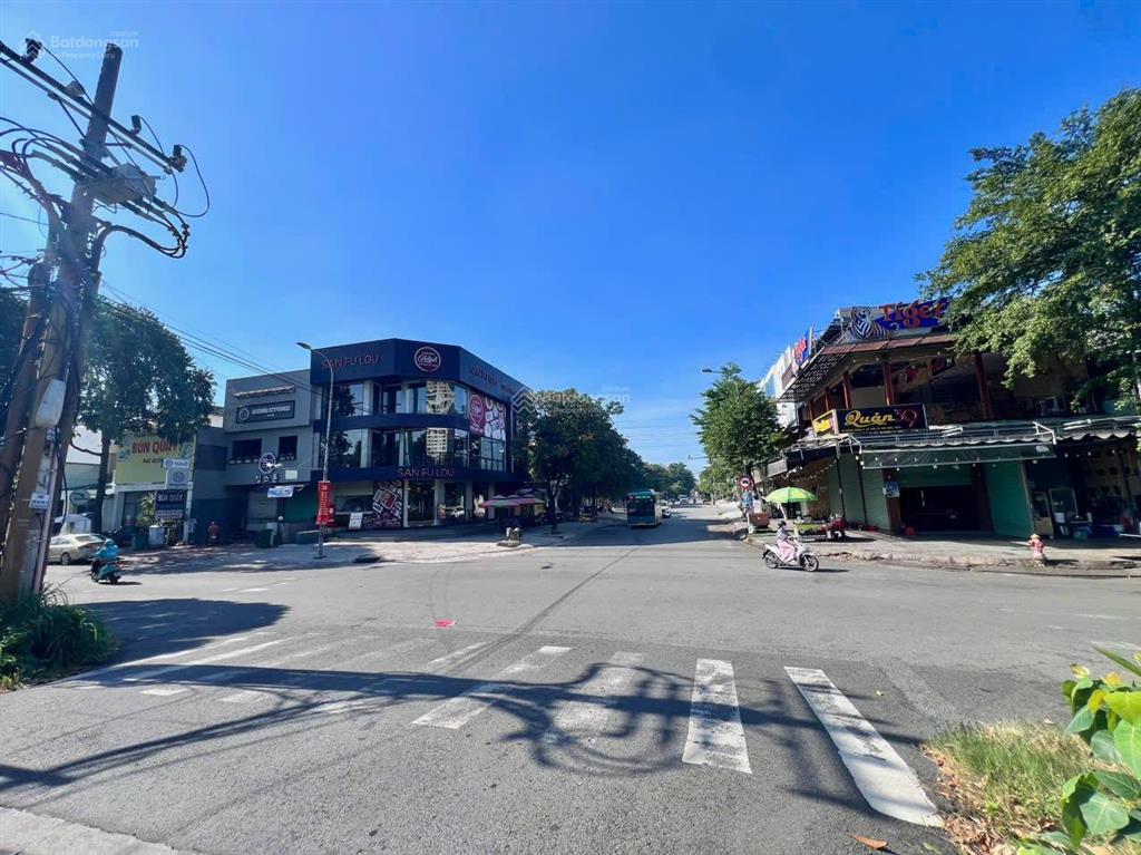 Chính chủ bán gấp biệt thự vip khu an phú, 150m2  mặt tiền lớn kinh doanh cực tốt. gía chỉ 57,9 tỷ