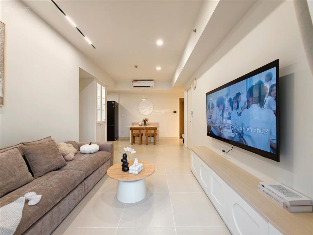 ( for rent )  masteri thảo điền  2 phòng ngủ  trống sẵn