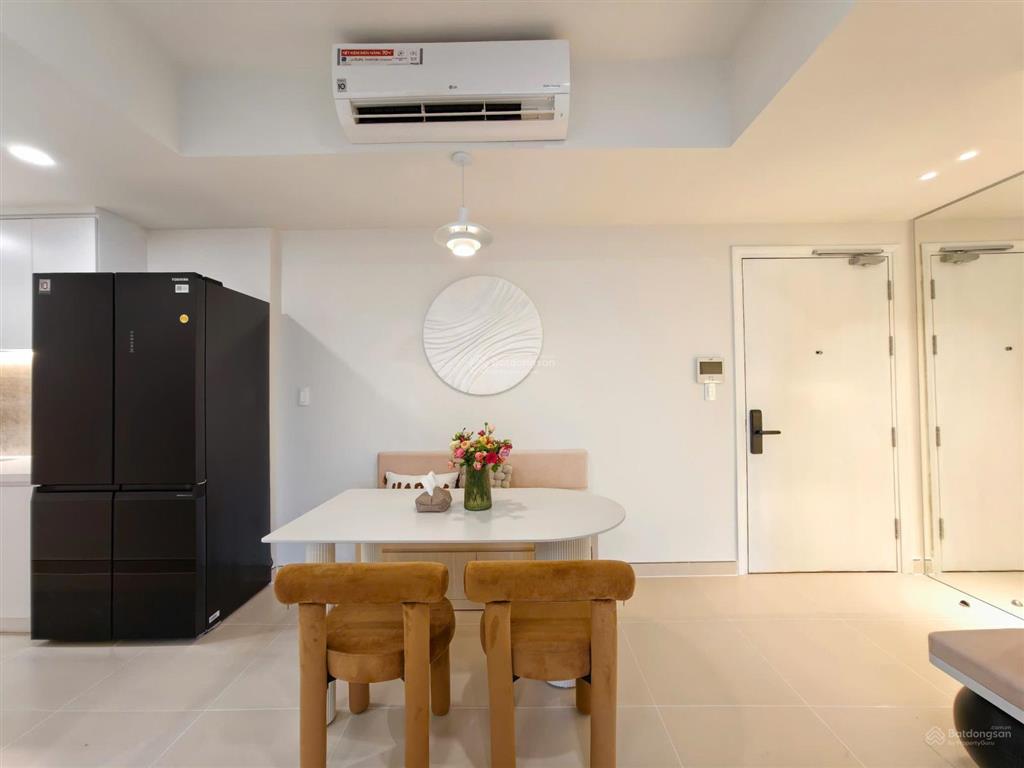 ( for rent )  masteri thảo điền  2 phòng ngủ  trống sẵn