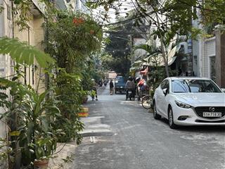 Hiếm nhà tân sơn nhì tân phú 6.xtỷ 4x132tầngnở hậuthông thoáng tiện ích xung quanh đầy đủ.