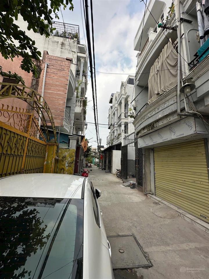 Chỉ 5.xtỷ3tầngkế chợ tân hương hxh tân phúngang chuẩn 4x11 tiện ích bao quanh đầy đủ.