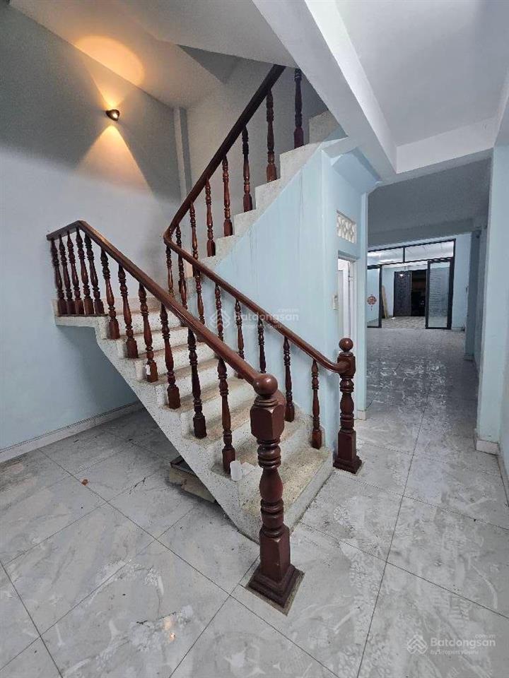 Hiếm nhà mặt phố kinh doanh đa ngành nghề 10.xtỷ 4 tầng  khu họ lê trung tâm tân phú, phú thọ hoà