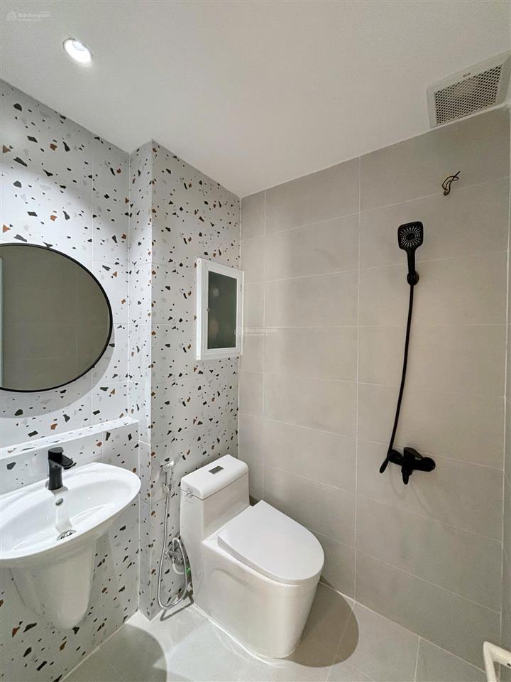 Khai trương nhà xây mới 100%, studio đón nắng cửa sổ trời thoáng tại tô hiệu gần đầm sen