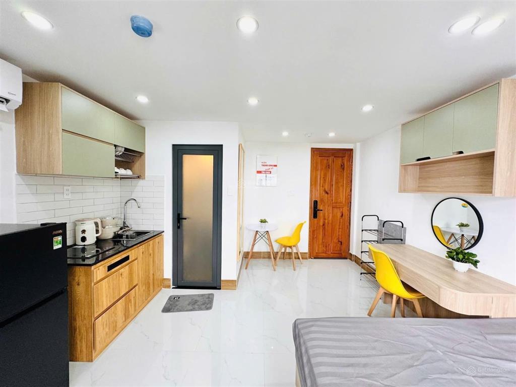 Studio cửa sổ trời full tiện nghi  lê hồng phong gần vạn hạnh mall