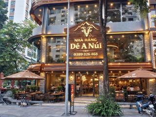 Độc quyền.cho thuê nhà phố hàm nghi.diện tích 300m2 x 3 tầng,mặt tiền lô góc 30m vỉa hè sân bay