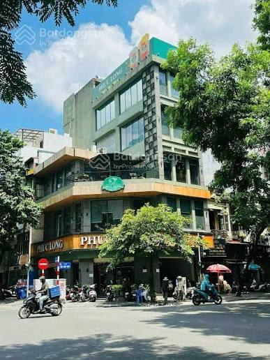 Cực vip. cho thuê mbkd phố chùa láng. diện tích 80m² x 3 tầng, mặt tiền lô góc 15m, đẹp nhất phố