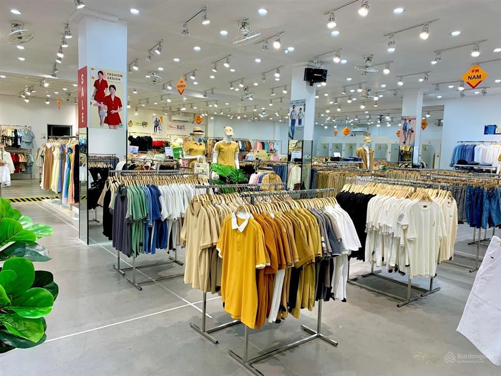Chính chủ nhờ cho thuê mbkd phố hồ tùng mậu.diện tích 400m2 x 2 tầng, mặt tiền 40m,giá 160tr/tháng