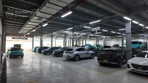 Chính chủ nhờ cho thuê mbkd phố hồ tùng mậu.diện tích 400m2 x 2 tầng, mặt tiền 40m,giá 160tr/tháng