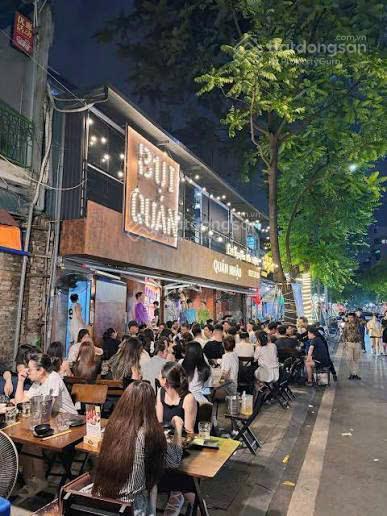 Siêu phẩm.cho thuê mbkd mặt phố nguyễn văn tuyết.diện tích 200m2 x 3 tầng,mặt tiền 9m,giá 80tr / th
