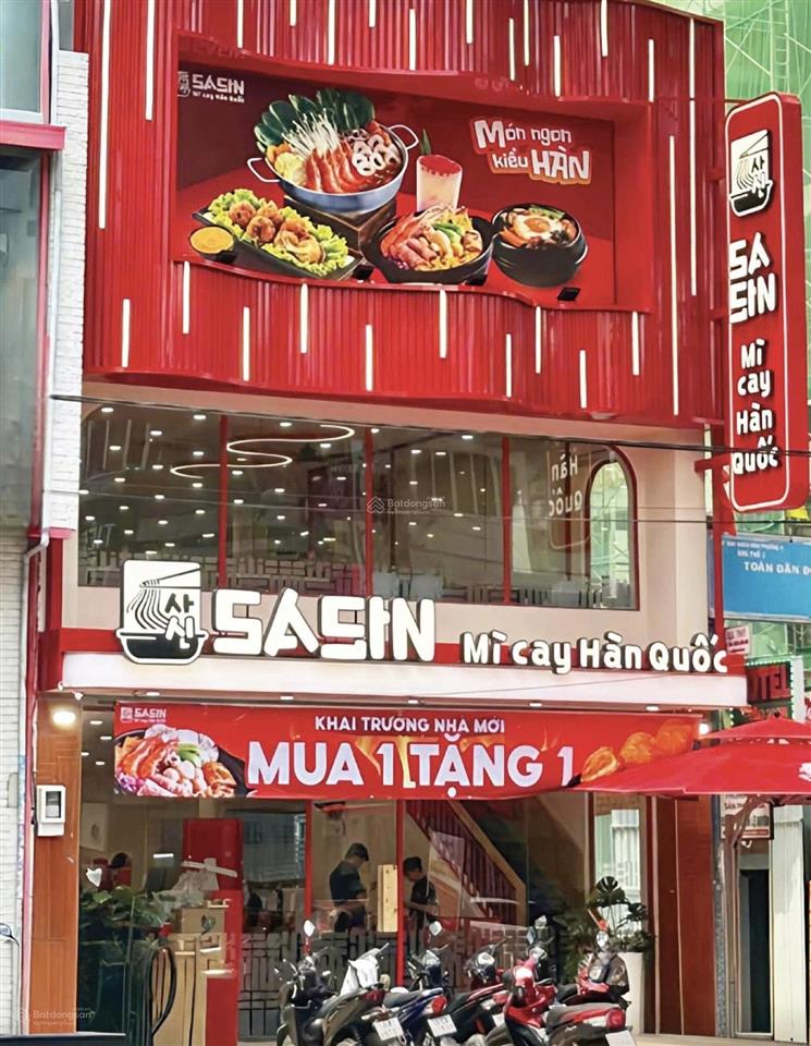 Chính chủ nhờ cho thuê nhà mặt phố hàm nghi.diện tích 80m2 x 4 tầng,mặt tiền 8m,giá thuê chỉ 60tr