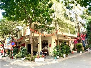 Siêu đẹp. cho thuê nhà mặt phố nguyễn chánh. diện tích 150m2 x 2 tầng, mặt tiền lô góc 20m