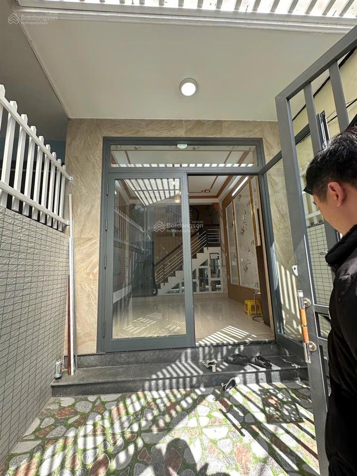 Bán gấp giá rẻ 3.49 tỷ nhà đẹp mới xây 2 tầng 50m ra trần cao vân, kiệt thông, sát biển